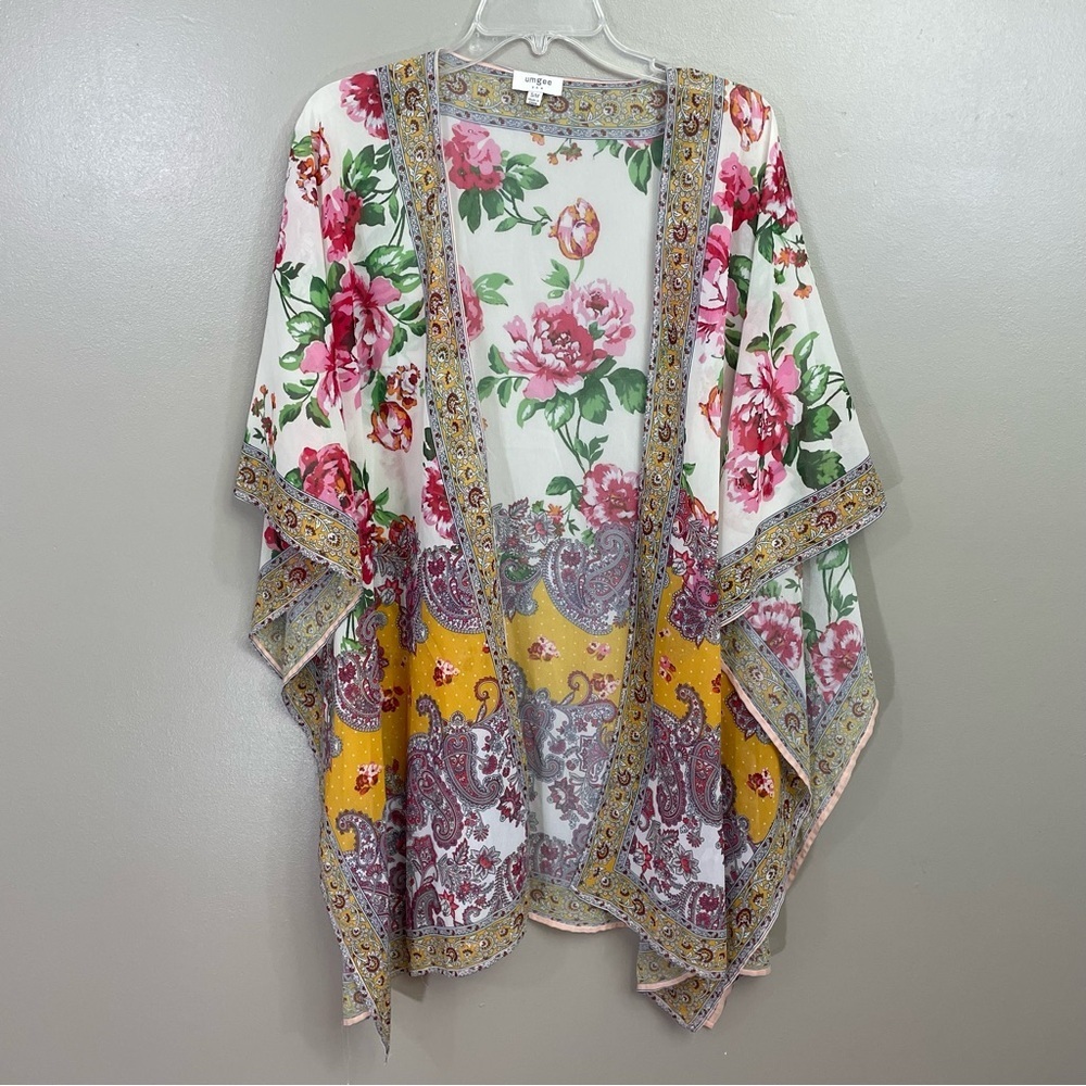 Umgee women’s size Small Medium Pink yellow Floral Kimono Sheer Shrug Boxy